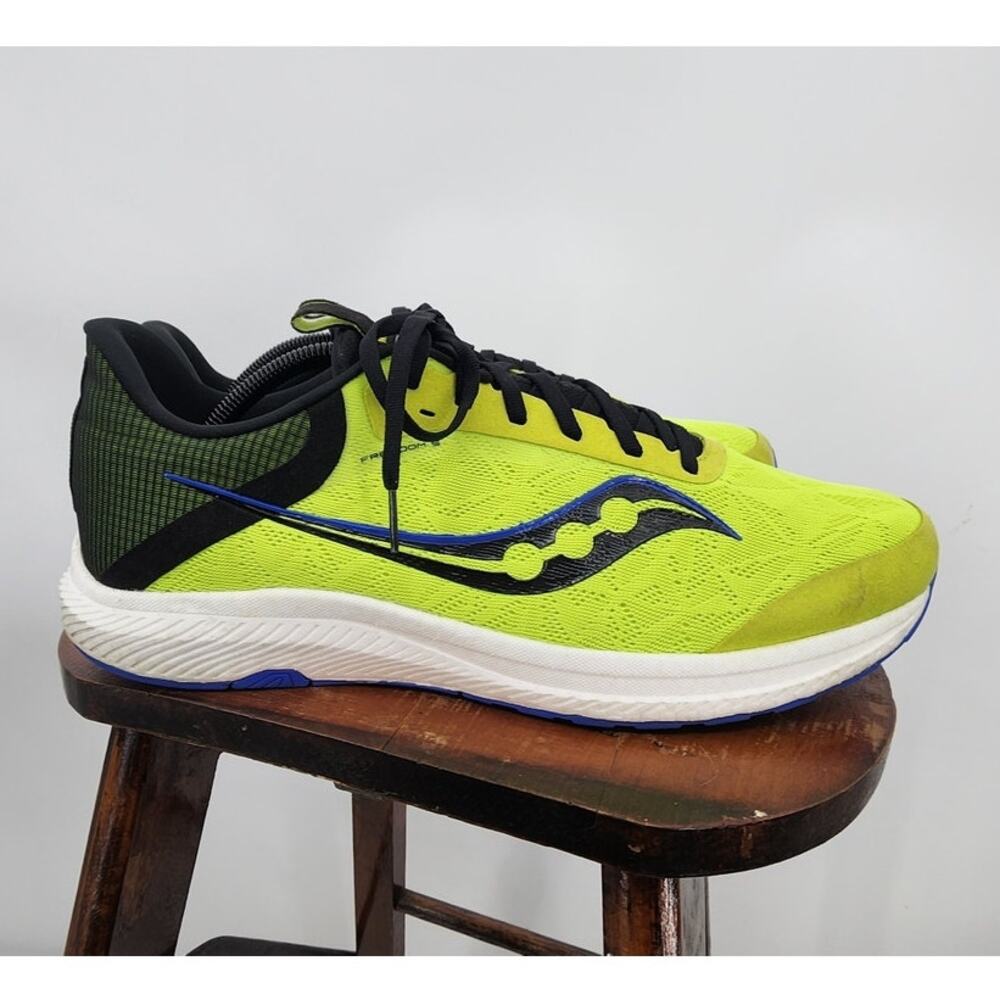 Men's Saucony Freedom 5 Power Run Neon Green‎ Size 12 Great Condition